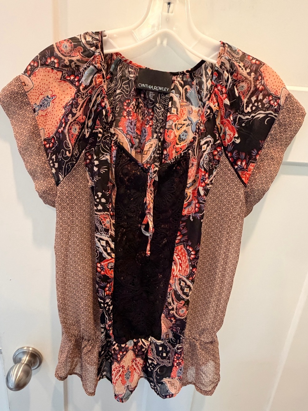 Cynthia Rowley Boho Paisley Lace Blouse Size Small Flutter Sleeve Top